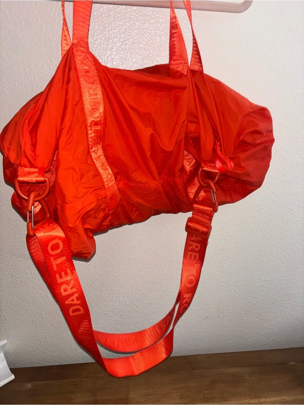 Dare to roam lightweight orange